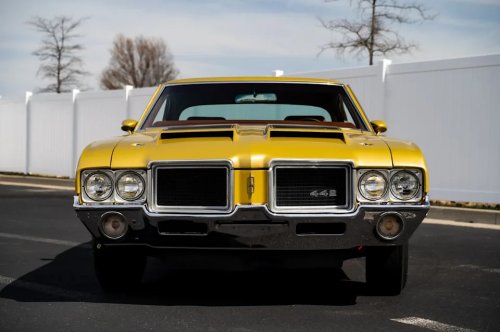 Oldsmobile, 1971 Oldsmobile Cutlass 442 W-30 For Sale from Henderson Auctions Ahead of Barber Motorsports Park Sale