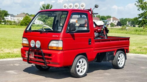 Honda, MINI, This Honda Kei Truck Comes With A Mini Moto Monkey On Its Back. It's Perfect