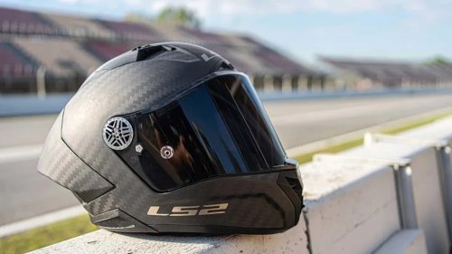 This “Budget” Motorcycle Helmet Brand Just Dropped Tech The Big Names Still Haven’t Perfected