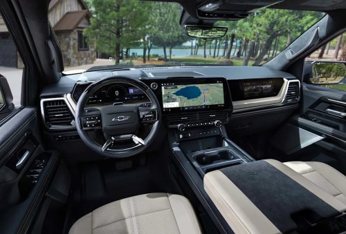 Chevy, Truck wars: Next-gen Chevy Silverado leans into tech, V-8s