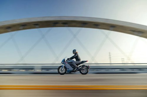 Zero SR/S Motorcycle Hums Down Electric Avenue