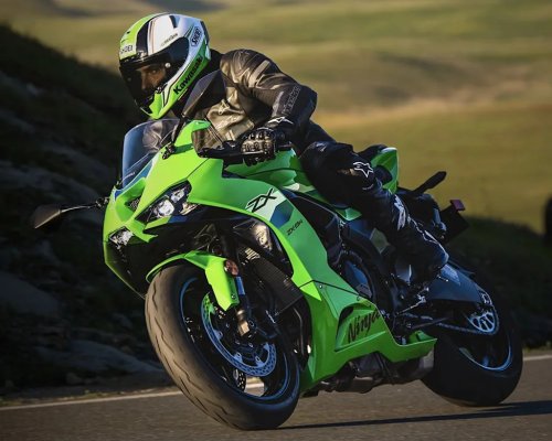 Kawasaki’s Rider-Friendly ZX-6R Bike, Arguably the Coolest Ninja, Is Back and Better than Ever