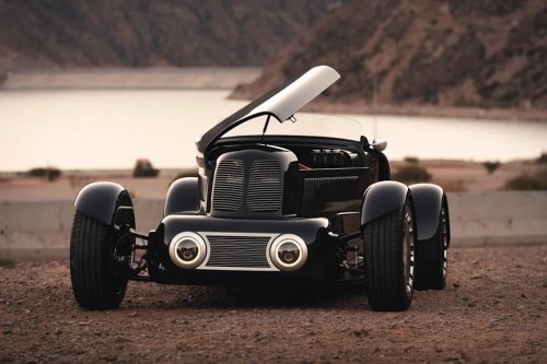 SuperCar, Test-Driving The Ultra-Exclusive SP40 Restomod Supercar