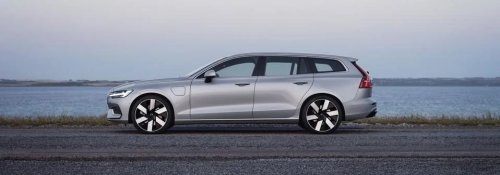 Volvo, Volvo V60, Volvo V60 Cross Country, Test-Driving The Family-Friendly 2026 Volvo V60 Cross Country