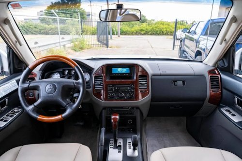Mitsubishi, 2004 Mitsubishi Montero Limited for Sale With 88,000 Miles