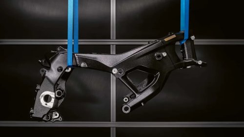 BMW’s Motorcycle Updates Are Mostly Paint. But Its Superbike Got Some Cheat Codes