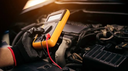 Connecting Car Batteries Backwards Can Have Shockingly Bad Results