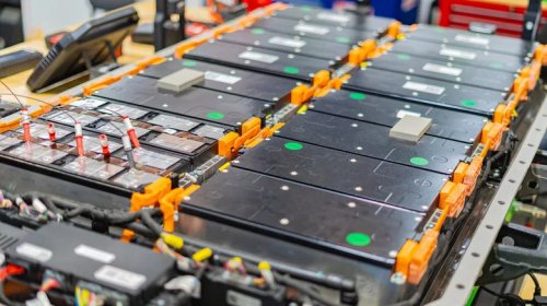 Battery, Your EV's Battery Might Have A Far Longer Lifespan Than You Thought