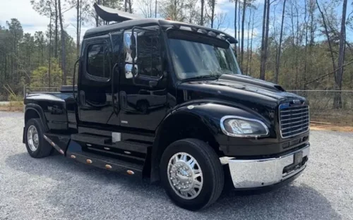 One-of-a-Kind 2009 Freightliner M2 106 Sport Chassis Custom Truck For Sale at Henderson Auctions