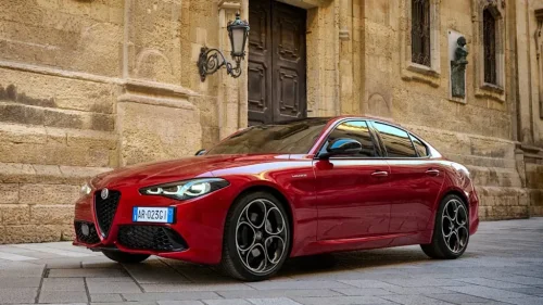 Alfa Romeo, Can Alfa Romeo Compete With German Luxury Brands In The United States?