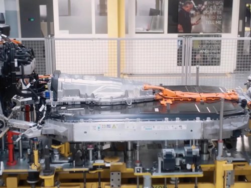 See How the New Range Rover Electric Is Built Before It Hits U.S. Roads