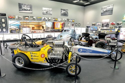 Touring, Touring LA’s super Lions Drag Strip Museum