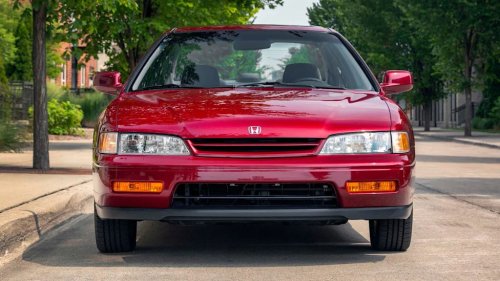 Driving a Pristine 1994 Honda Accord Reminds Us Why 15 Million Americans Bought Into the Name