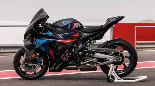 5 Motorcycles Faster Than Honda's CBR1100XX, Once The Fastest Factory Bike Ever Built