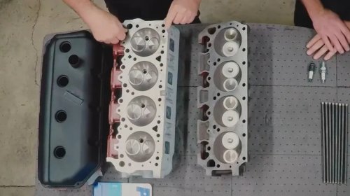 What Makes A HEMI Different From A Max Wedge?