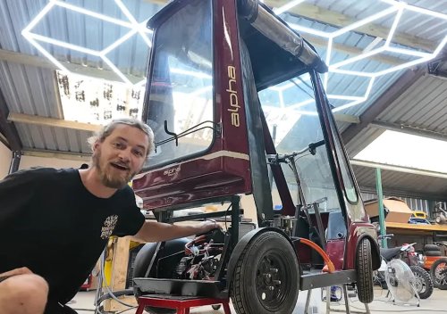 YouTuber Turns a Grandpa-Spec Mobility Scooter Into a 45-MPH Wheelie Machine