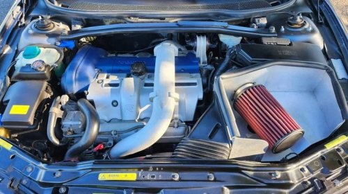 At $16,000, Would This 2004 Volvo V70R Be A Ball To Own?