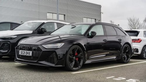 5 Family Vehicles That Can Hit 0-60 MPH In Under 4 Seconds