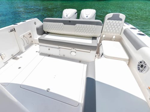 EdgeWater Boats Introduces the All-New 310SC
