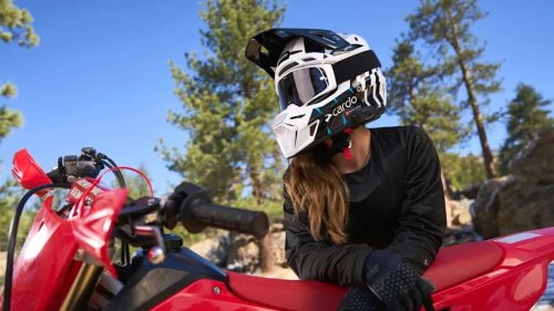 Cardo's New Venture Helmet Is Built For Riders Who Vanish Into The Wilderness