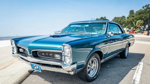 Pontiac, Oldsmobile, Muscle Cars, Pontiac GTO Vs Oldsmobile 442: How Do These Legendary Muscle Cars Compare?