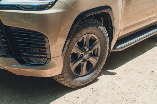 View Exterior Photos of the 2026 Lexus LX700h Overtrail