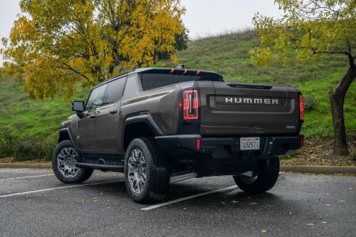 GMC, Hummer, SUV, GMC Posts Bold Hummer EV SUV Lease Offer for July 2026