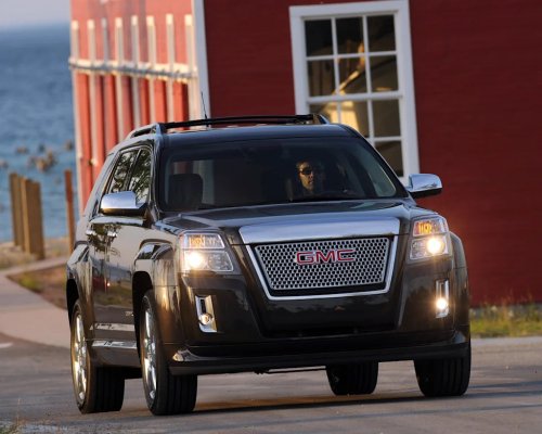 Think, Carmakers Don’t Think They Should Have to Fix Blindingly Bright Headlights