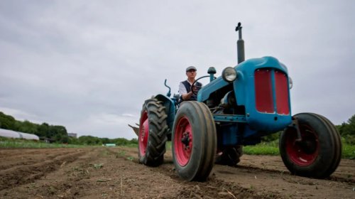Why Do Tractors Have Different-Sized Tires Front And Rear?
