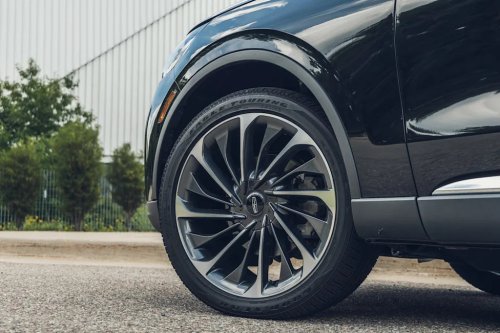 Lincoln, 2026 Lincoln Aviator Tested: Old-School Luxury
