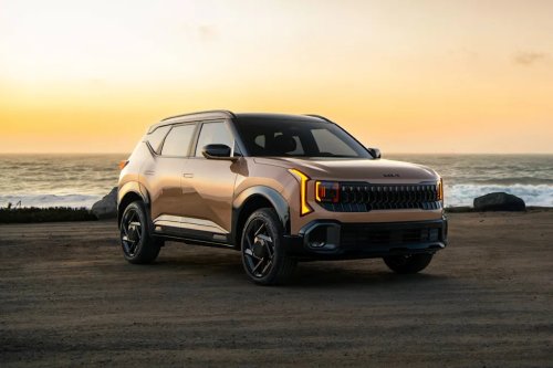 Honda, Honda HR-V, Kia, Kia Seltos, SUV, Honda HR-V vs Kia Seltos, a budget SUV Edmunds comparison