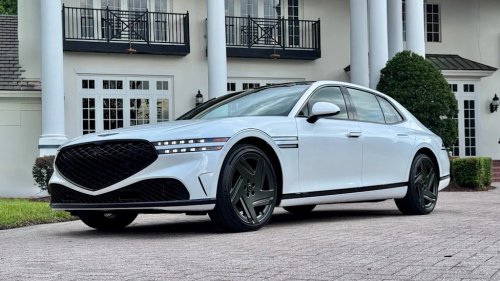 Genesis, Genesis G90 Is Getting a New Face, and It Lights Up