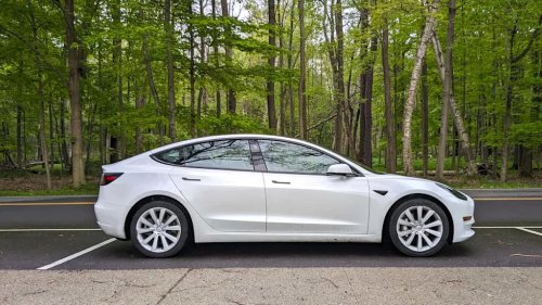 Some Owners Say Tesla's New FSD Update Is Causing Their Cars' Computers To Overheat