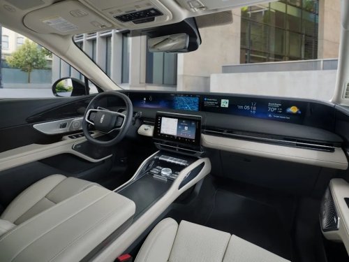 Lincoln, The 2027 Lincoln Nautilus Looks More Angular and Refined After a Design Refresh.