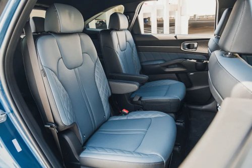 View Interior Photos of the 2025 Kia Sorento Hybrid