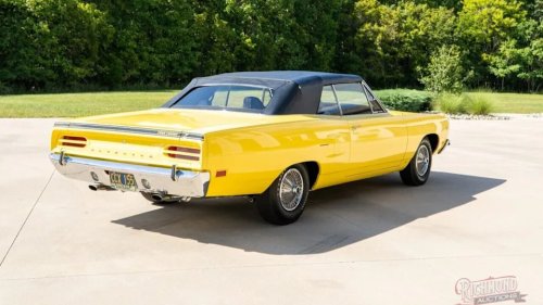 This 1970 Plymouth Road Runner Is One Of Just 20 Built With This Wild Spec