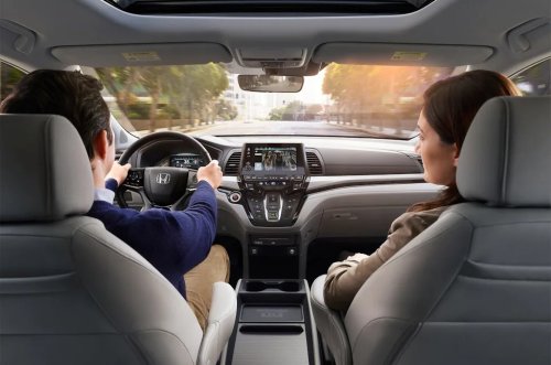 Honda, Honda Odyssey, 320,000+ Honda Odyssey Minivans Recalled for Electronic Problem