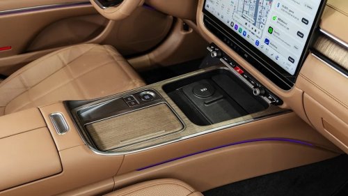 Hands-On Review: Hyundai’s New Pleos Infotainment System Could Set a New Automotive Standard