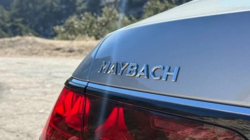 5 Luxury Features The New Maybach S-Class Has That Your Car Will Probably Never Get