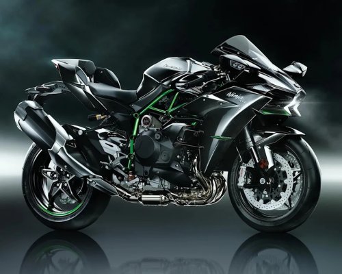 Kawasaki’s Fastest Street-Legal Moto Returns with a Surprising New Focus