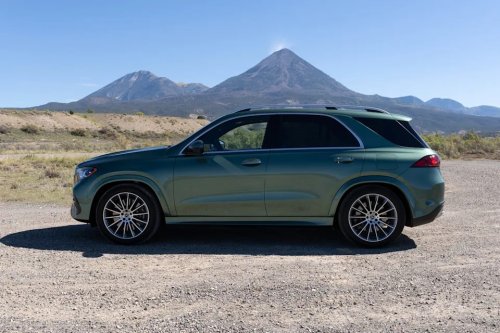 In the Shadow of the S-Class: We Drive the Updated 2027 Mercedes-Benz GLE and GLS