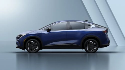 Mitsubishi Has Once Again Reused the Eclipse Name on an SUV, This Time on a Rebadged Nissan Leaf