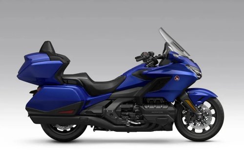 Honda, Touring, Honda’s Genre-Defining Touring Bike Rolls into 2027 with a Vibrant New Look