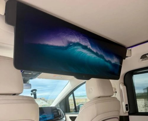 Every Family Car Should Be as Posh as the Mercedes-Benz VLE Luxury Electric Minivan