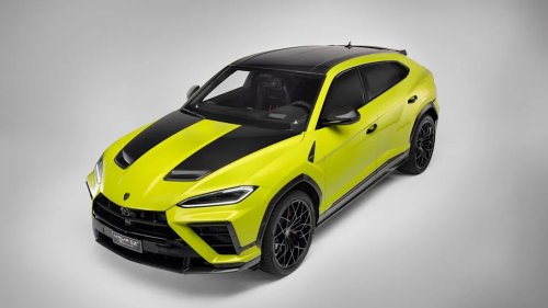 The Lamborghini Urus SE Performante in Photos