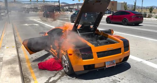 Lamborghini, YouTuber Gets Emotional After His Lamborghini Gallardo Catches Fire, Good Samaritans in Utah Save the Day