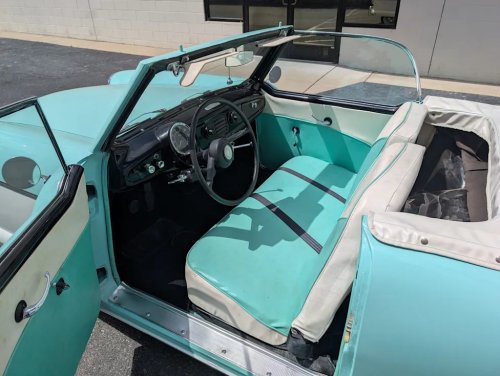 This 1958 Nash Metropolitan Once Belonged to Jimmy Buffett, and It's Heading to Auction