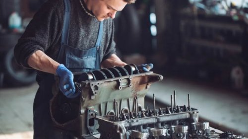Engine Block Vs. Cylinder Head: What's The Difference?