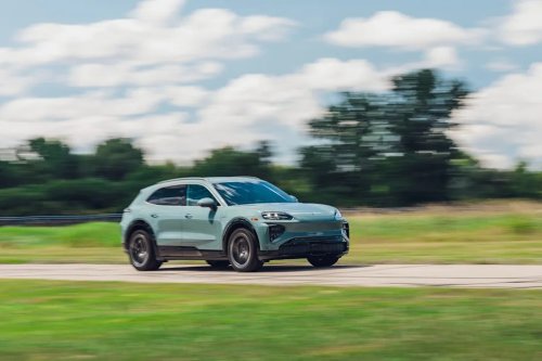 Porsche, Porsche Cayenne, Porsche's 1139-HP Cayenne EV Weighs Nearly Three Tons but Hits 60 MPH Quicker Than a Corvette ZR1
