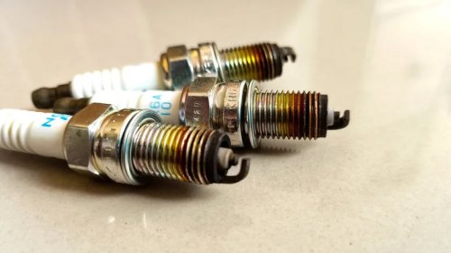 Can Your Car's Old Spark Plugs Be Cleaned And Reused?